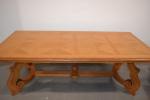 ANNEES 1940-50
Importante table de salle à manger en bois naturel...