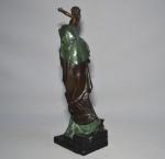 Raphaël LAGNEAU (XIXème) d'après MORELLI
Vierge à l'enfant
Bronze à deux patines,...