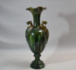 Delphin MASSIER (1836-1907) à VALLAURIS
Vase en céramique à décor de...