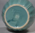 SAINT CLEMENT
Vase modèle Artichaut en céramique émaillée vert
H.: 19 cm