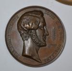MEDAILLE en bronze par Barret représentant Ferdinand Philippe Louis C....