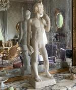 dans le grand salon, jeune EPHEBE en marbre et plâtre
H.:...