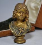 Luca MADRASSI (1848-1919)
Cachet en bronze représentant Saint Jean Baptiste, la...