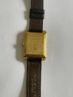 Alexis BARTELAY 
MONTRE bracelet homme boitier rectangulaire or (3x2.5 cm)...