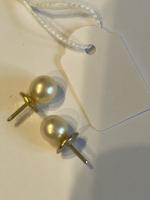 BOUCLES d'oreilles perles de culture blanches monture or poids 2,4...